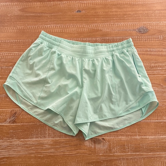 lululemon athletica Pants - Lululemon Hotty Hot Shorts 4”